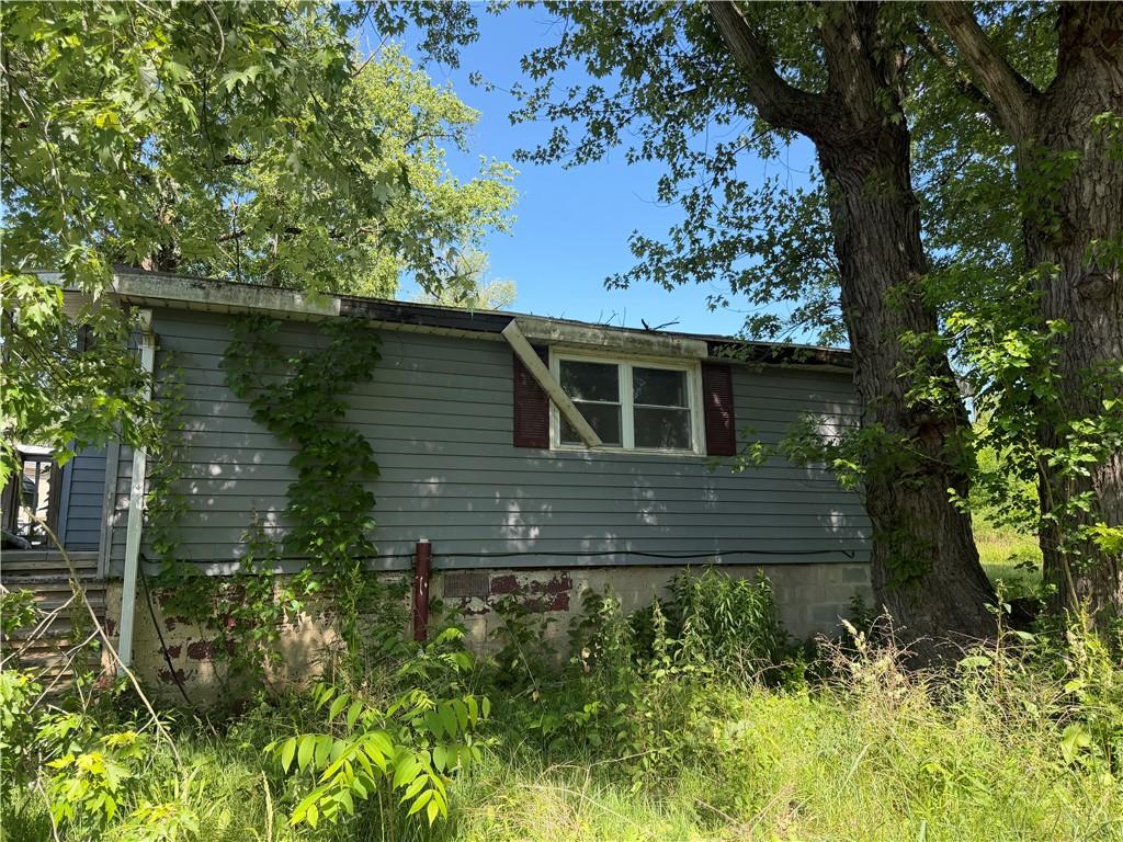 1585 Mercer Road Ellwood City, PA 16117 - Photo 1 of 15