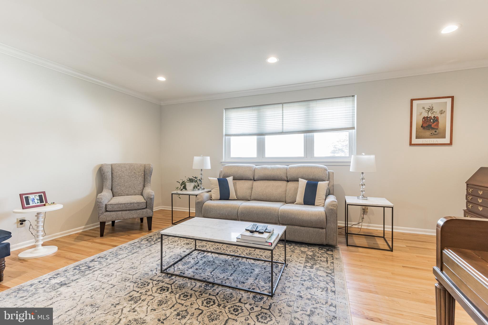 8422 Bridle Road Philadelphia, PA 19111 - Photo 6 of 34 Gallery Image 6