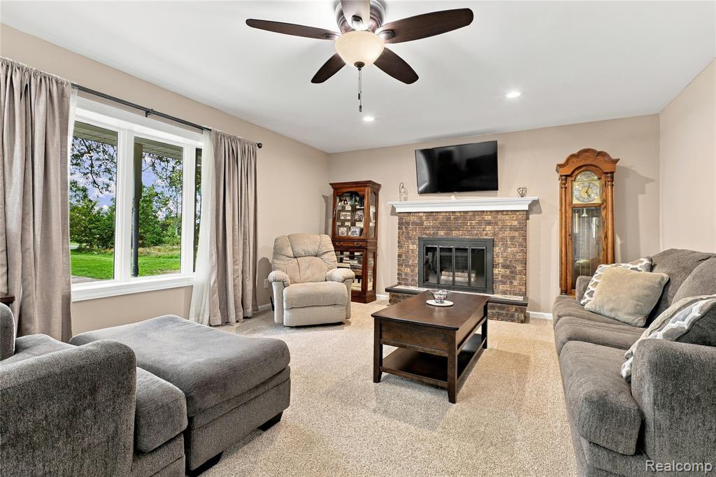 10131 Sharp Road Swartz Creek, MI 48473 - Photo 7 of 50 Gallery Image 7