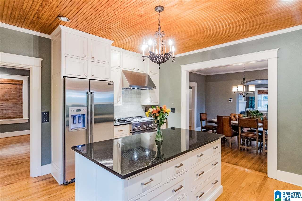 908 Irving Road Birmingham, AL 35209 - Photo 17 of 41