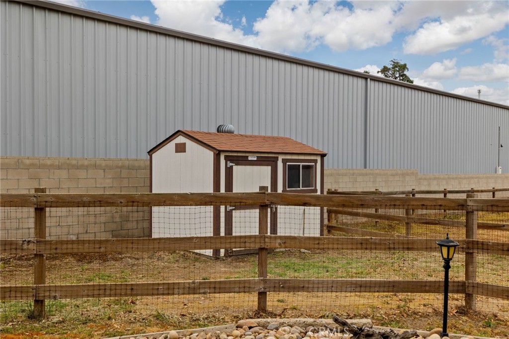 2065 Jenkins Road Bakersfield, CA 93314 - Photo 47 of 59