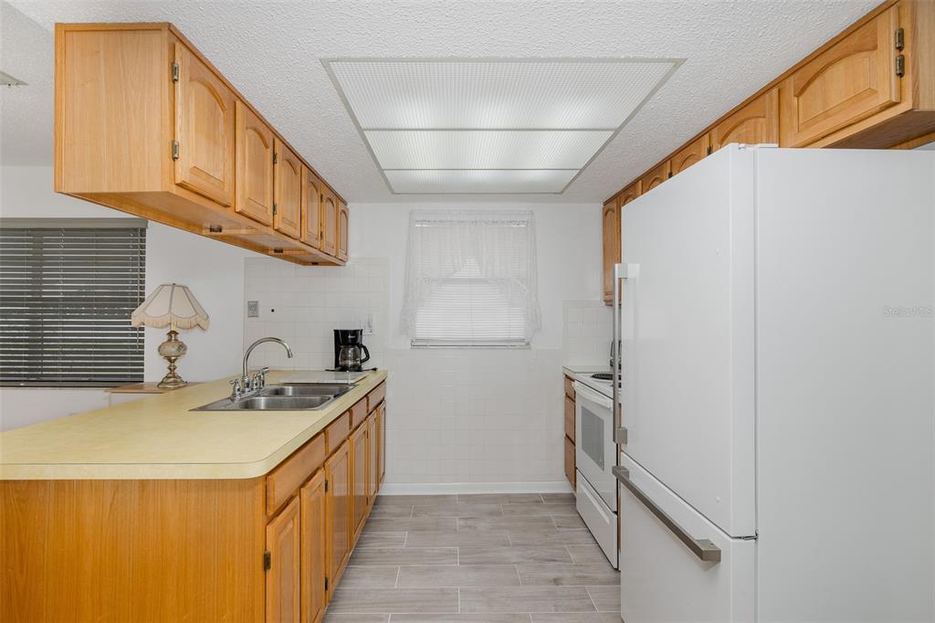 11196 Redgate Street Spring Hill, FL 34609 - Photo 17 of 50