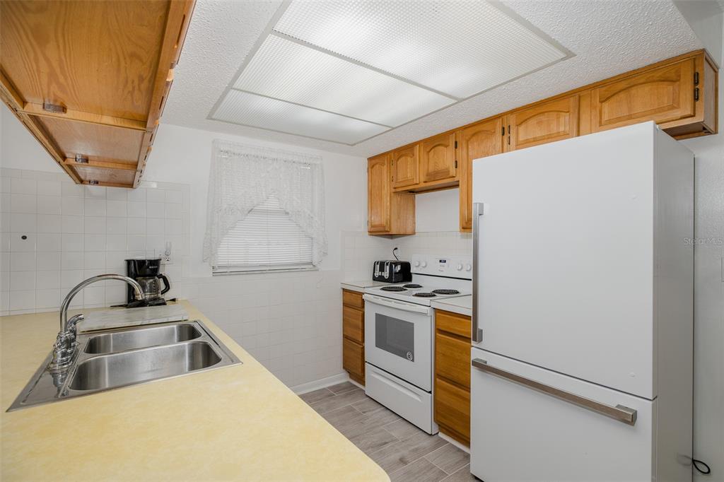 11196 Redgate Street Spring Hill, FL 34609 - Photo 18 of 50