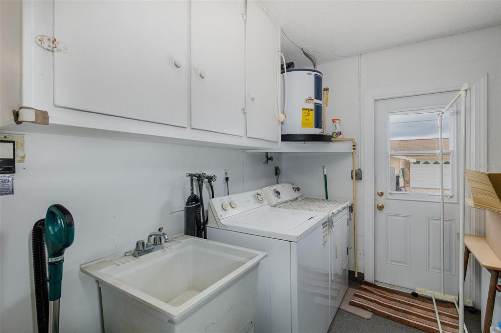 11196 Redgate Street Spring Hill, FL 34609 - Photo 23 of 50