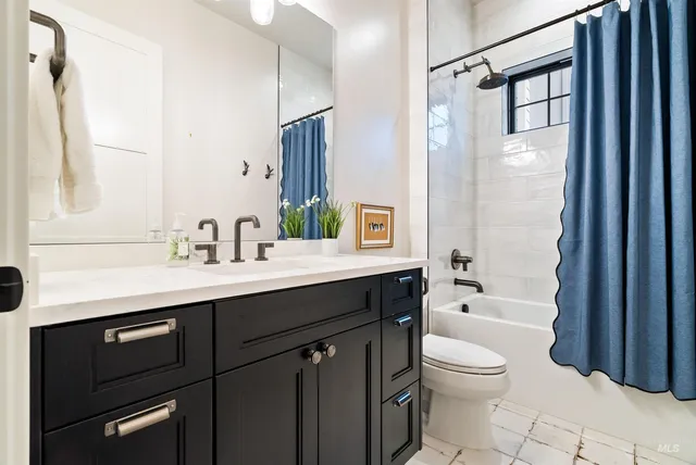 $975,000 | 241 South Steel Farm Avenue, Eagle, ID 83616