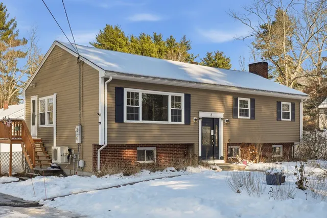 $649,900 | 2 Baker Road, Windham, NH 03087