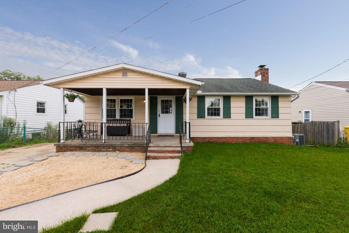 517 Holy Cross Road Baltimore, MD 21225 - Photo 23 of 28 Exterior (Front)