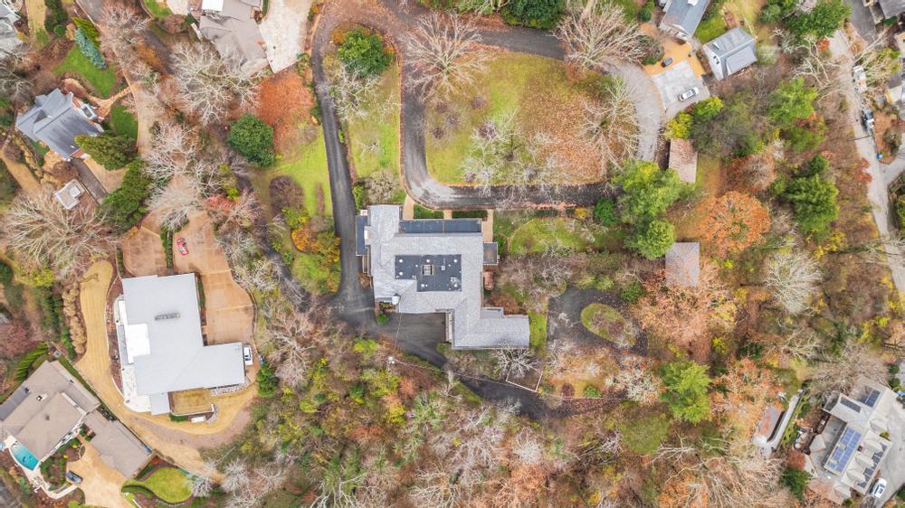 31 Minnekahda Place Chattanooga, TN 37405 - Photo 15 of 119 2024_12_December_31_Minnekahda_Pl_0025