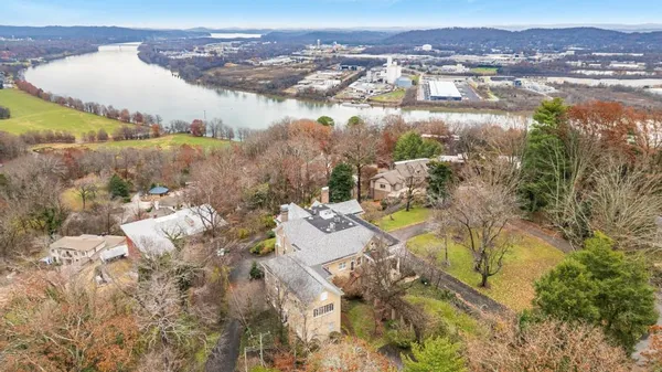 $6,900,000 | 31 Minnekahda Place, Chattanooga, TN 37405