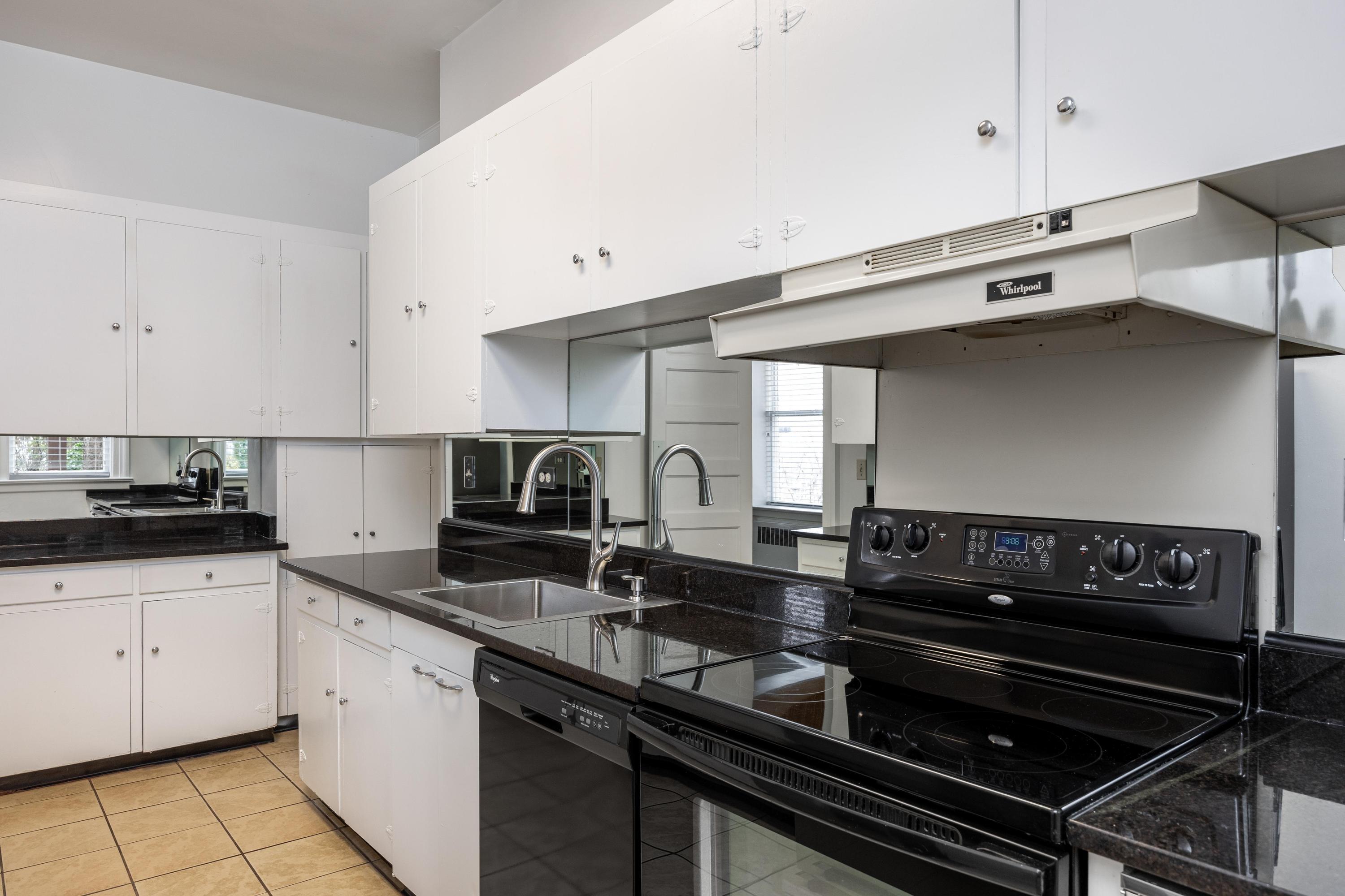 31 Minnekahda Place Chattanooga, TN 37405 - Photo 35 of 119 UNIT 2