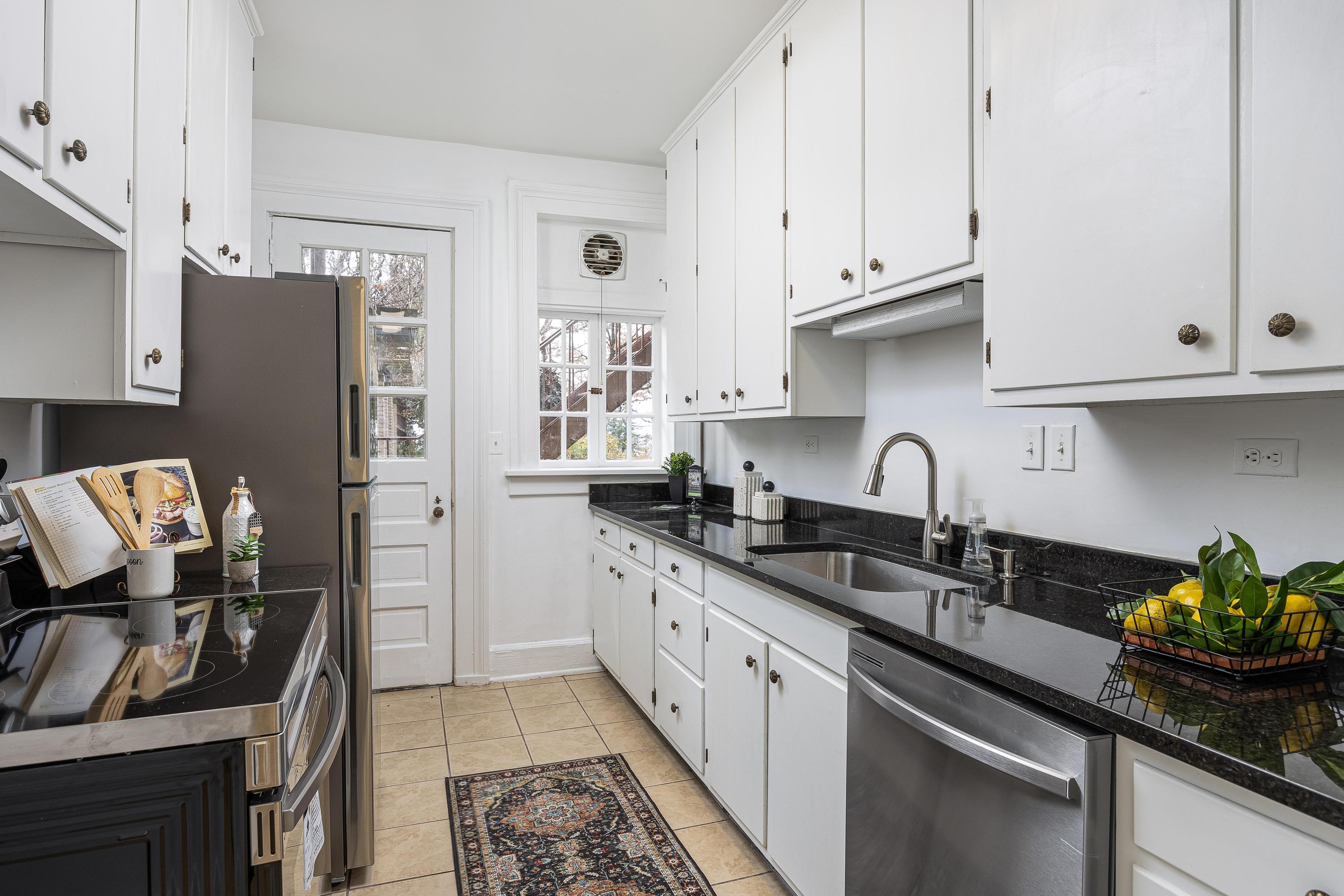 31 Minnekahda Place Chattanooga, TN 37405 - Photo 49 of 119 UNIT 3