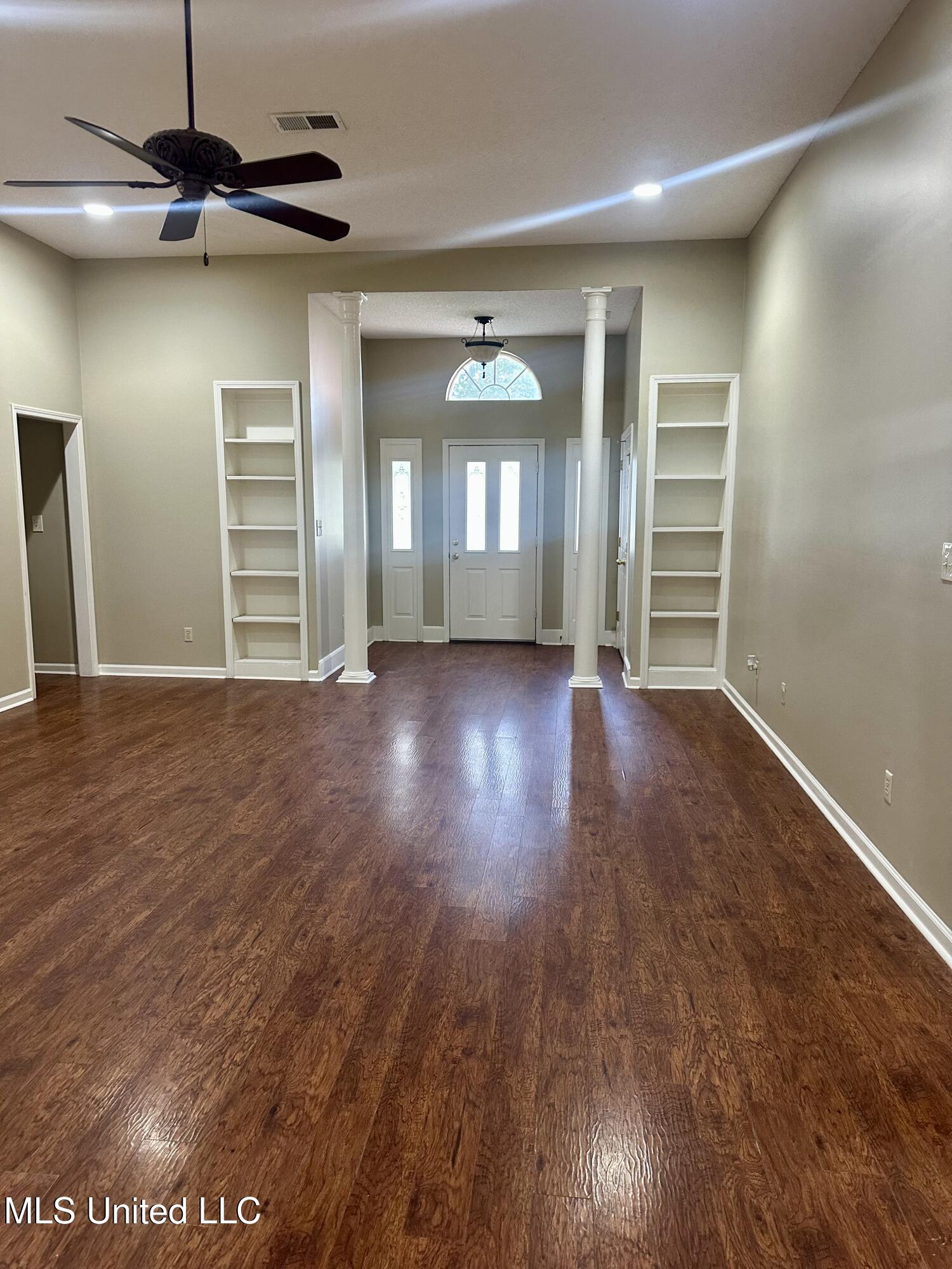 814 Byhalia Road Hernando, MS 38632 - Photo 2 of 11 IMG_2115