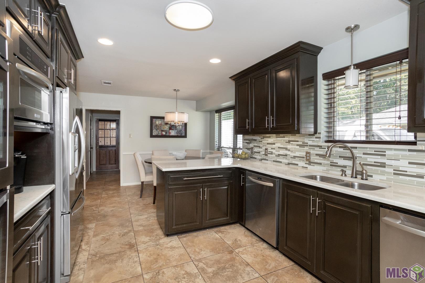 14012 Woodland Ridge Avenue Baton Rouge, LA 70816 - Photo 4 of 46 Gallery Image 4