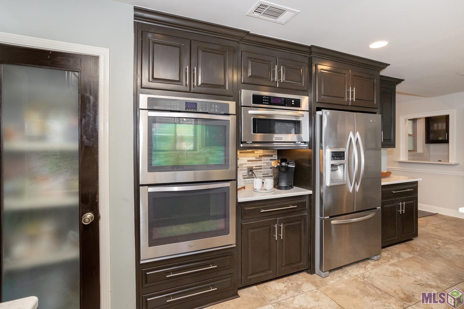 14012 Woodland Ridge Avenue Baton Rouge, LA 70816 - Photo 5 of 46 Gallery Image 5