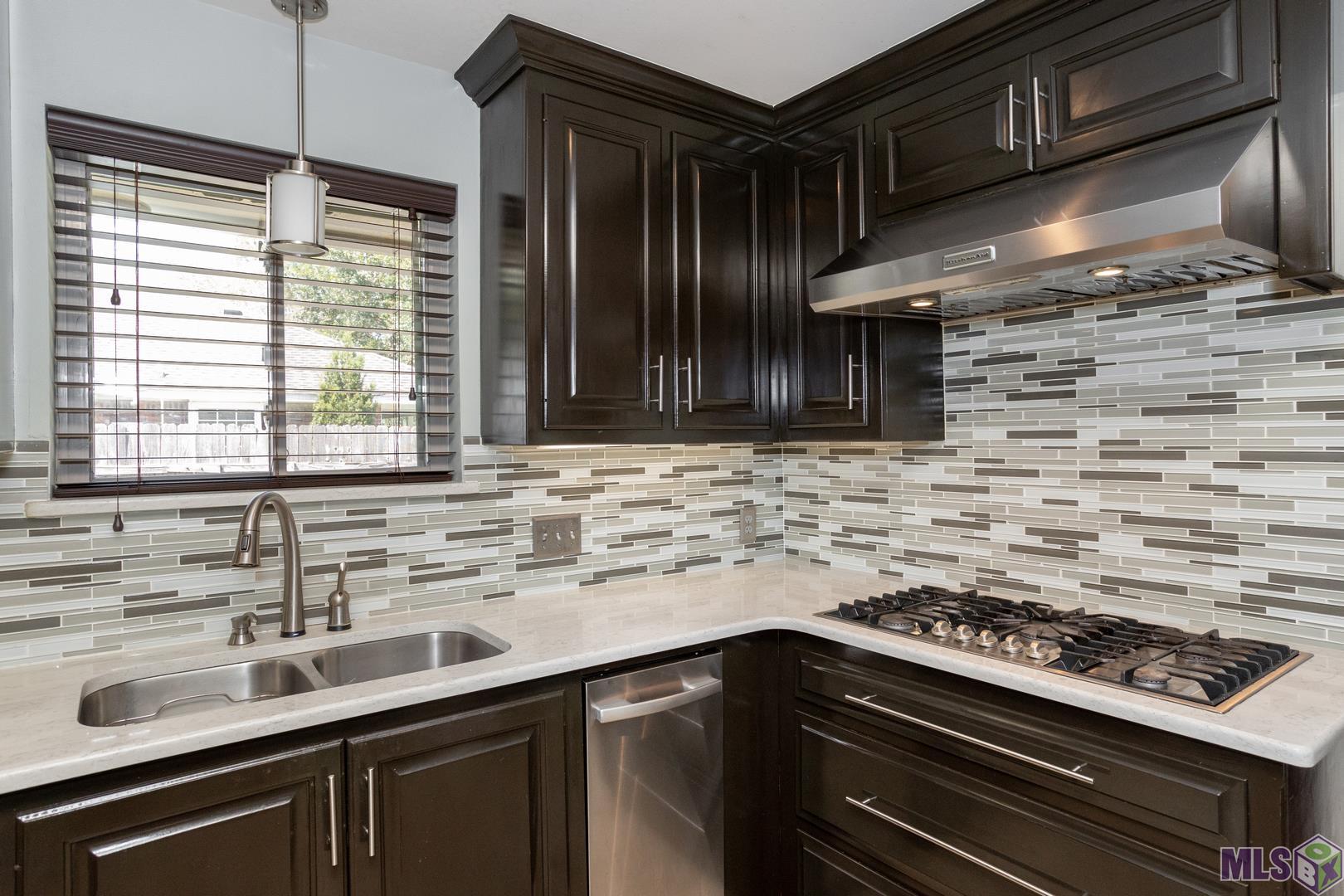 14012 Woodland Ridge Avenue Baton Rouge, LA 70816 - Photo 6 of 46 Gallery Image 6