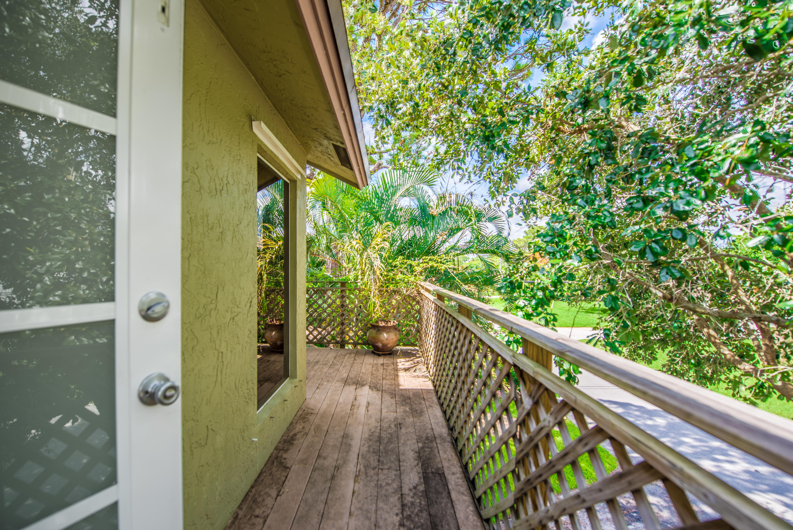 15114 Harrison Road Delray Beach, FL 33484 - Photo 33 of 59 Porch Left 1