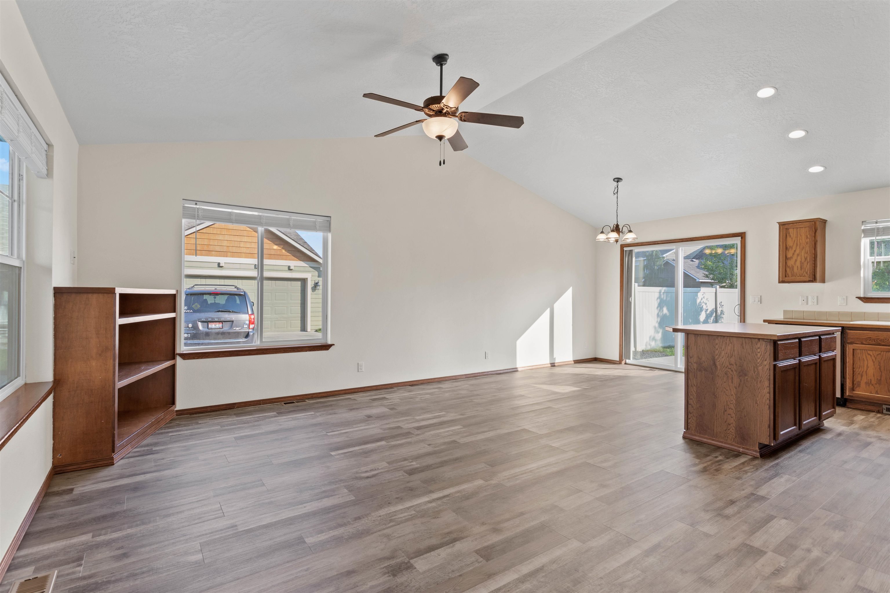 6318 Cornwall Street Coeur D'Alene, ID 83815 - Photo 4 of 20