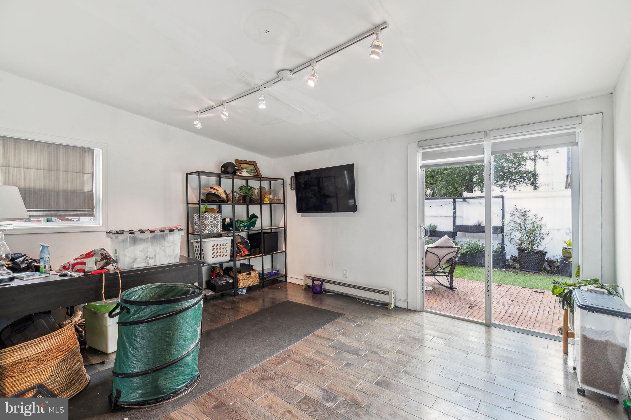 424 Ridgeway Street Gloucester City, NJ 08030 - Photo 14 of 50