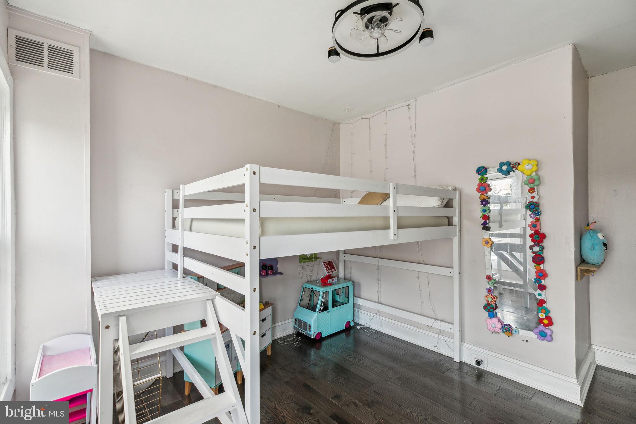 424 Ridgeway Street Gloucester City, NJ 08030 - Photo 22 of 50