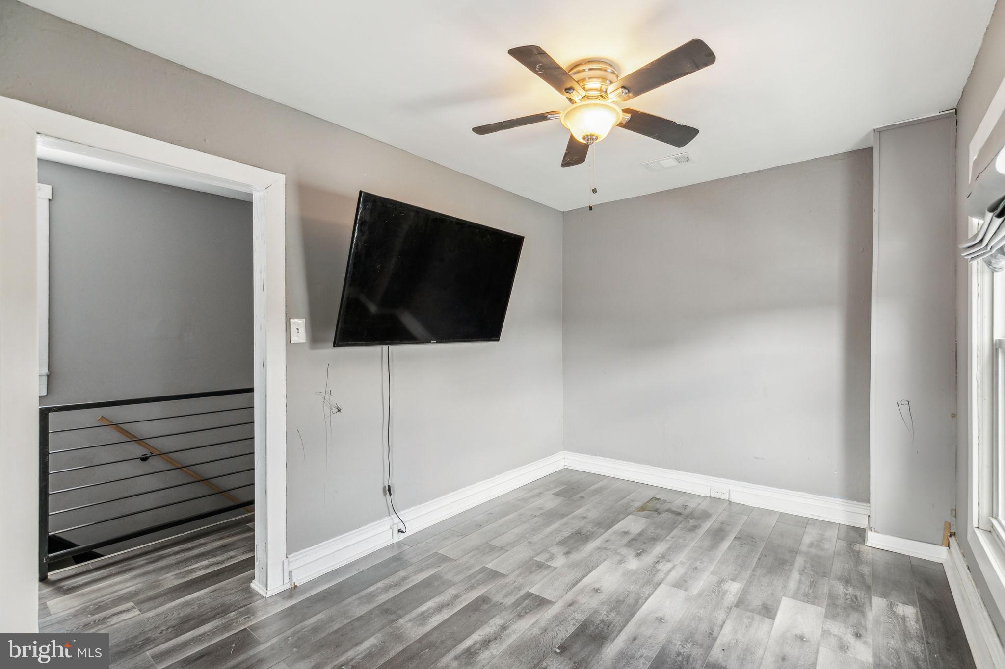 424 Ridgeway Street Gloucester City, NJ 08030 - Photo 33 of 50