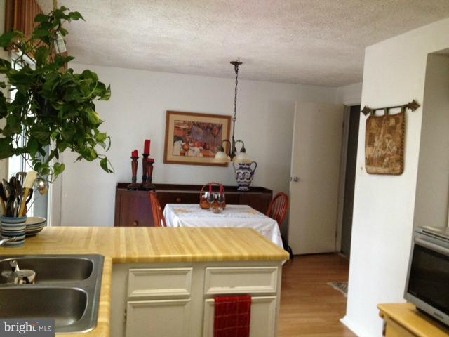 13512 Duhart Road Germantown, MD 20874 - Photo 2 of 5 Dining Room
