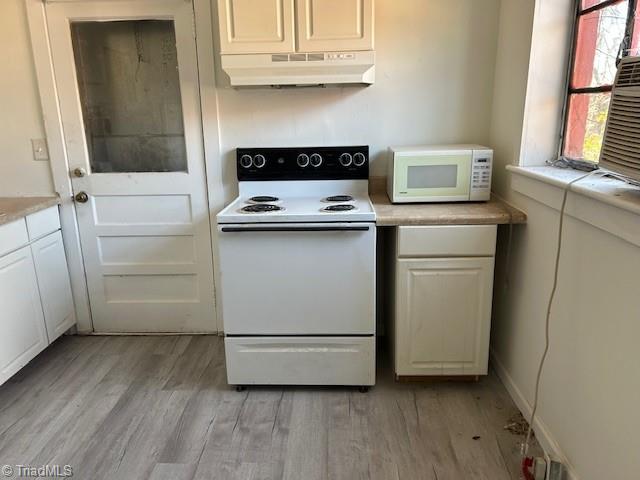 502 West Fairfield Road High Point, NC 27263 - Photo 8 of 15 Kitchen of right Sided