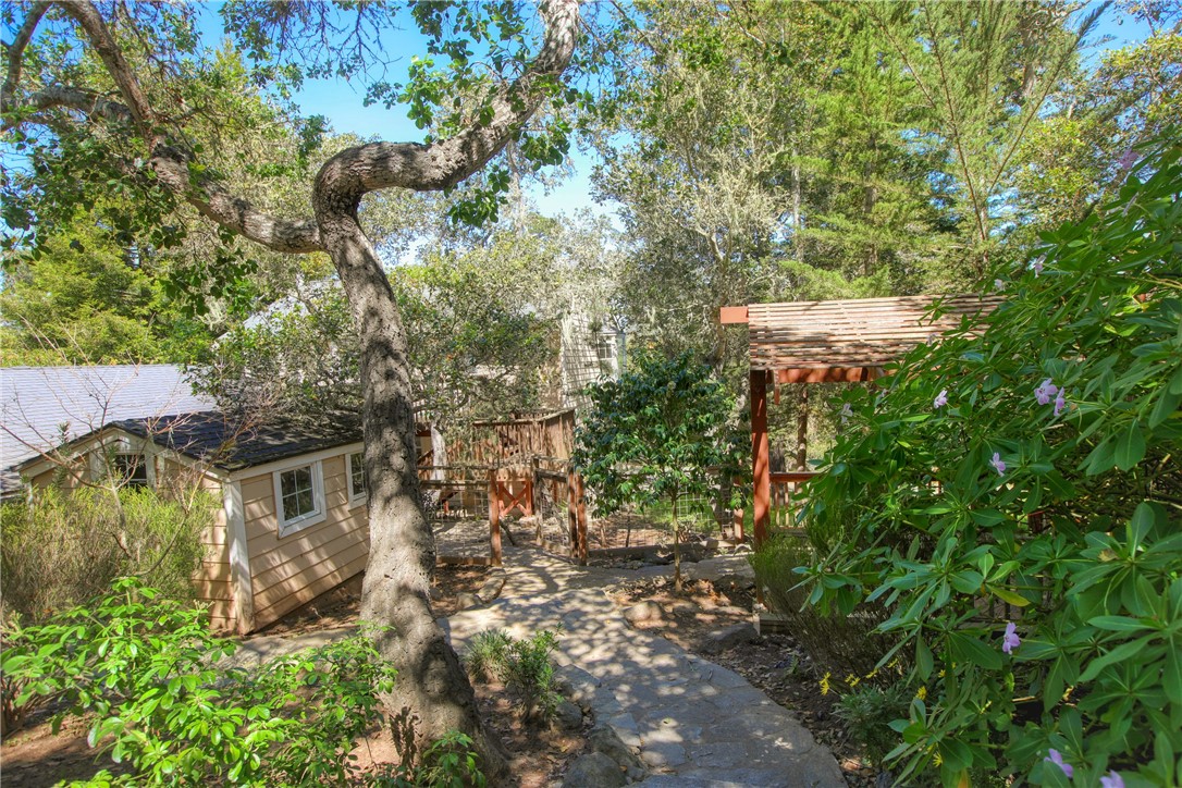 1990 Dorking Avenue Cambria, CA 93428 - Photo 55 of 69