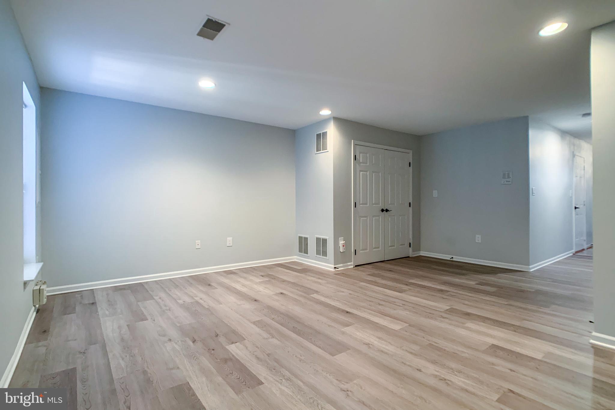 6988 Cromarty Drive Alexandria, VA 22315 - Photo 15 of 62 a view of an empty room
