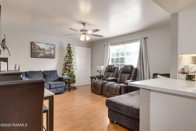 $88,500 | 3121 Johnston Street, Unit 112, Lafayette, LA 70503