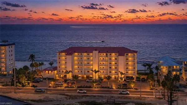 $645,000 | 5000 Estero Boulevard, Unit 305, Fort Myers Beach, FL 33931