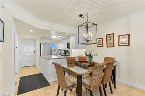 $645,000 | 5000 Estero Boulevard, Unit 305, Fort Myers Beach, FL 33931