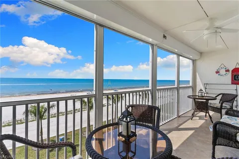 $645,000 | 5000 Estero Boulevard, Unit 305, Fort Myers Beach, FL 33931