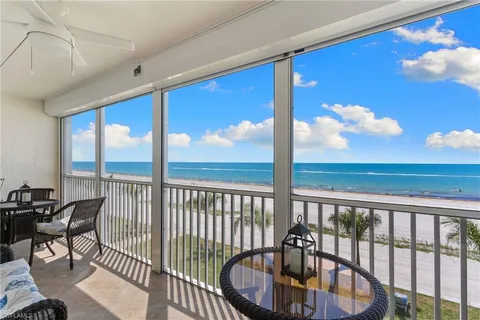 $645,000 | 5000 Estero Boulevard, Unit 305, Fort Myers Beach, FL 33931