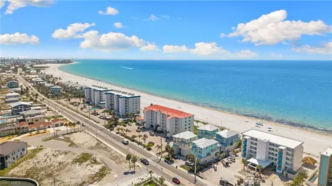 $645,000 | 5000 Estero Boulevard, Unit 305, Fort Myers Beach, FL 33931