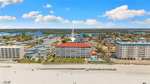 $645,000 | 5000 Estero Boulevard, Unit 305, Fort Myers Beach, FL 33931