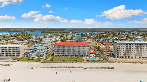 $645,000 | 5000 Estero Boulevard, Unit 305, Fort Myers Beach, FL 33931