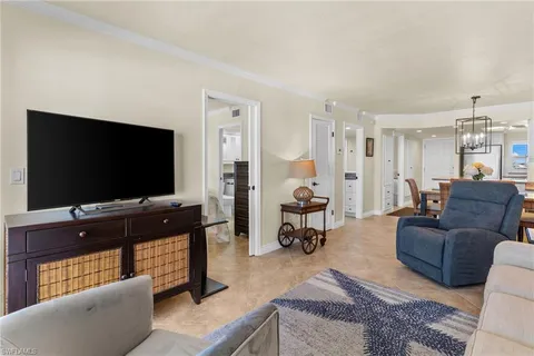 $645,000 | 5000 Estero Boulevard, Unit 305, Fort Myers Beach, FL 33931