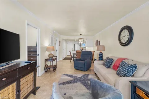 $645,000 | 5000 Estero Boulevard, Unit 305, Fort Myers Beach, FL 33931