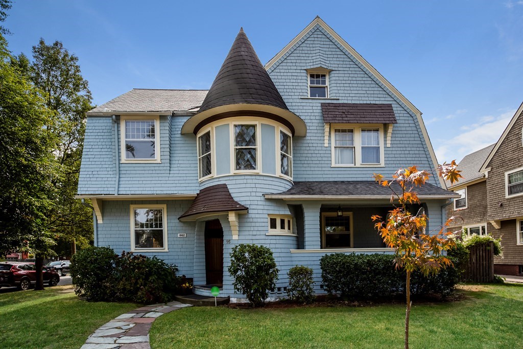 95 Maplewood Terrace Springfield, MA 01108 - Photo 1 of 37 Gallery Image 1