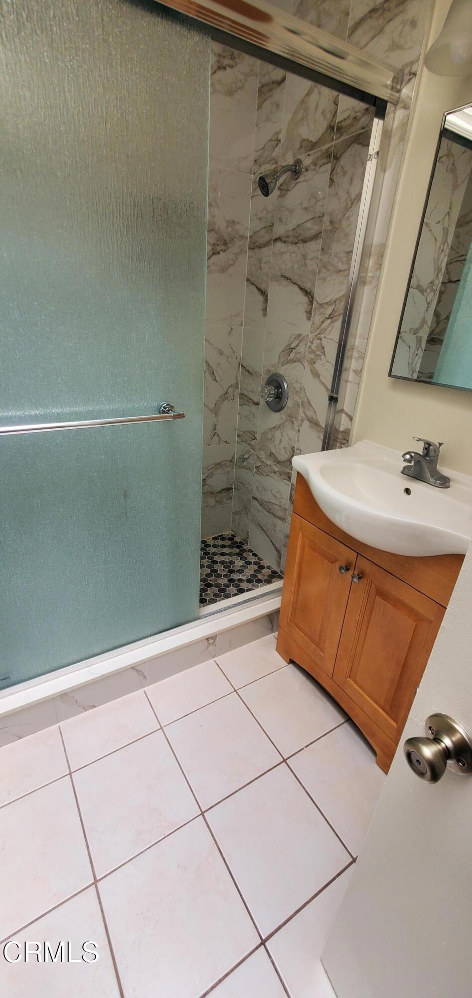 101 South 5th Street Alhambra, CA 91801 - Photo 21 of 23 101 L bathroom