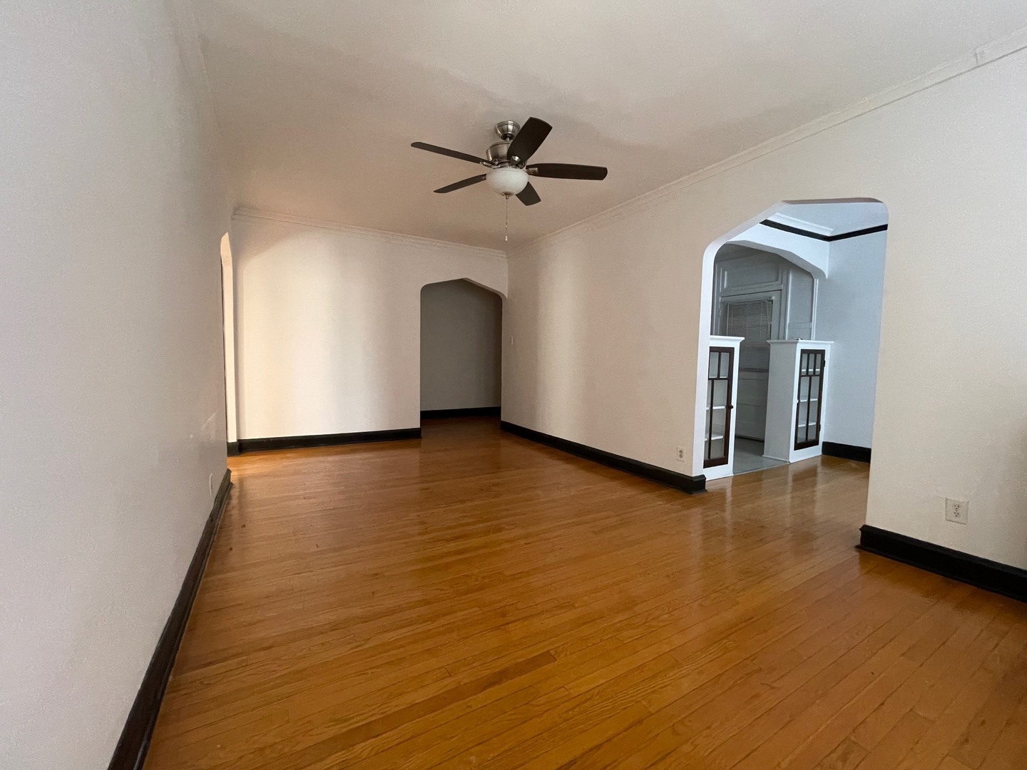 4247 West Division Street, Unit 2R Chicago, IL 60651 - Photo 4 of 12
