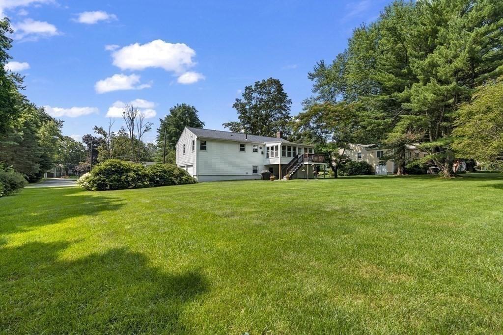 16 Aqueduct Road Wayland, MA 01778 - Photo 3 of 27 Gallery Image 3