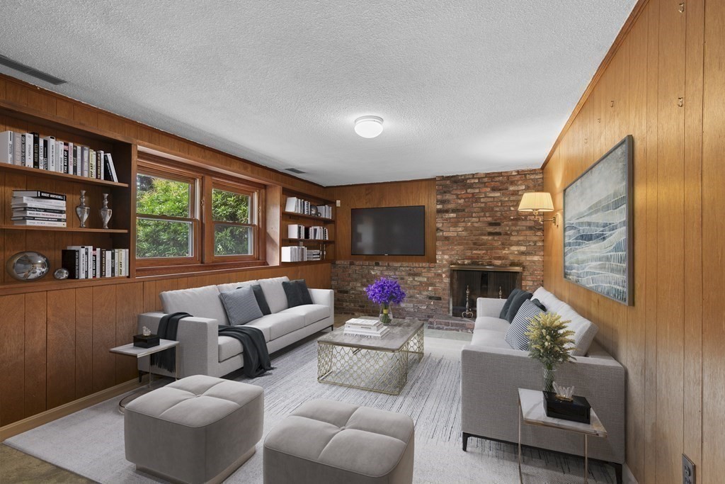 16 Aqueduct Road Wayland, MA 01778 - Photo 8 of 27 Gallery Image 8