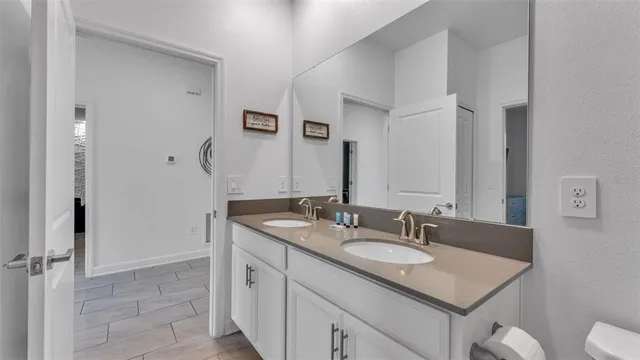 $900,000 | 9238 Sommerset Hills Drive, Davenport, FL 33896