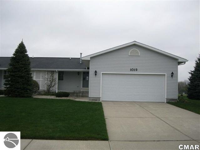 1019 Sweeney Road Mount Pleasant, MI 48858 - Photo 1 of 9 1771025.JPG