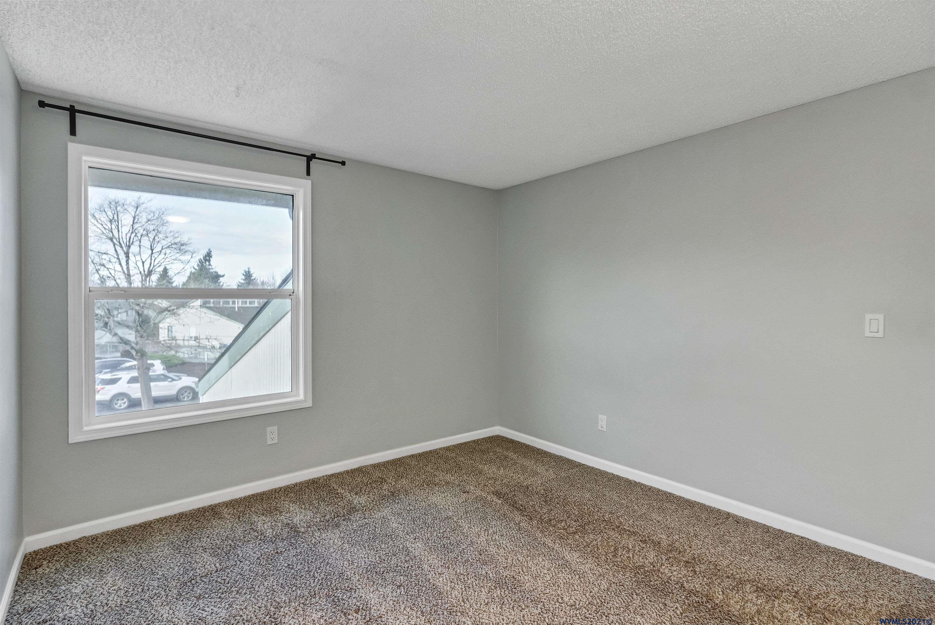 3868 Auburn Road Northeast Salem, OR 97301 - Photo 21 of 34