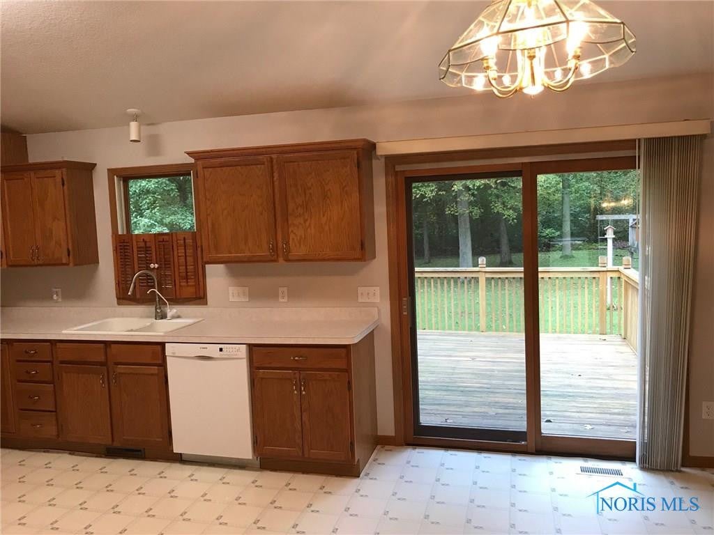 4050 Eber Road Monclova, OH 43542 - Photo 14 of 27 Gallery Image 14
