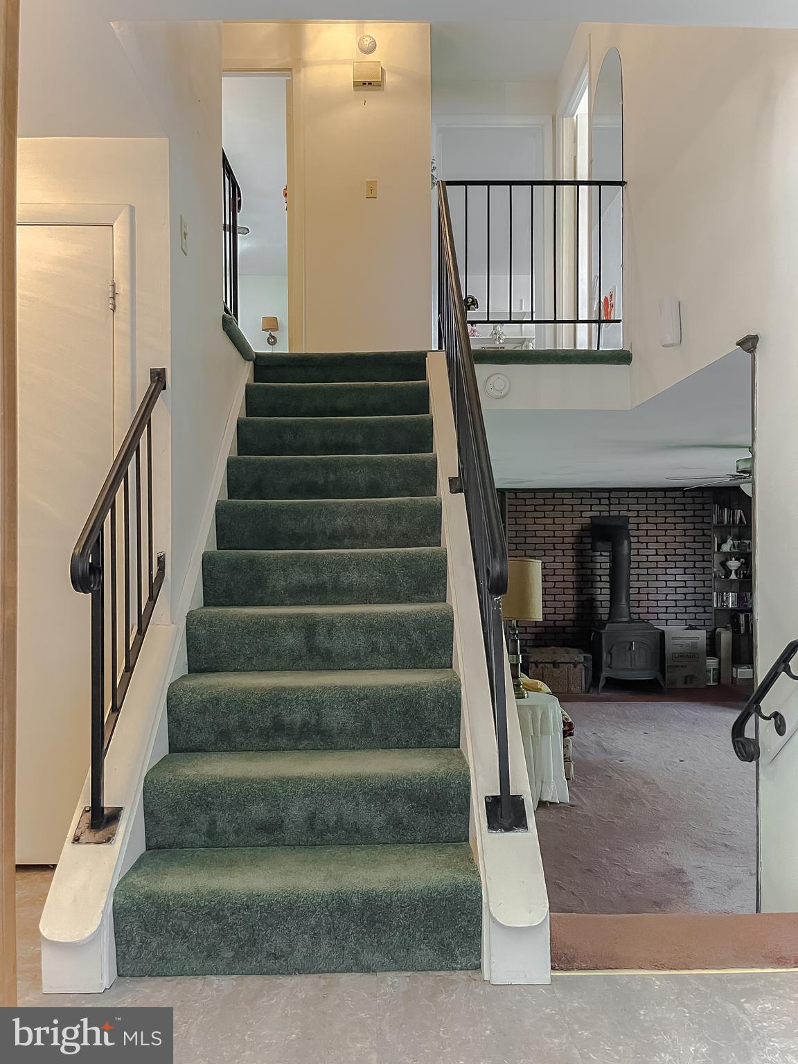 2422 Pinefield Road Waldorf, MD 20601 - Photo 13 of 43 a view of entryway and hall