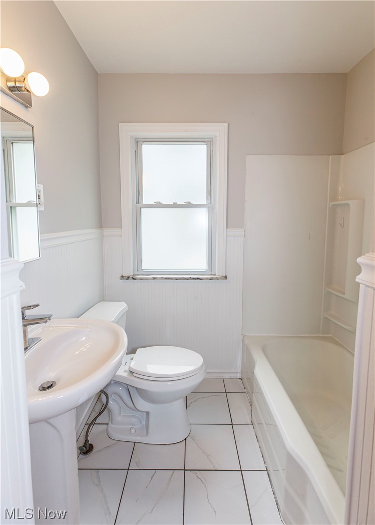1411 Irene Road Lyndhurst, OH 44124 - Photo 16 of 35