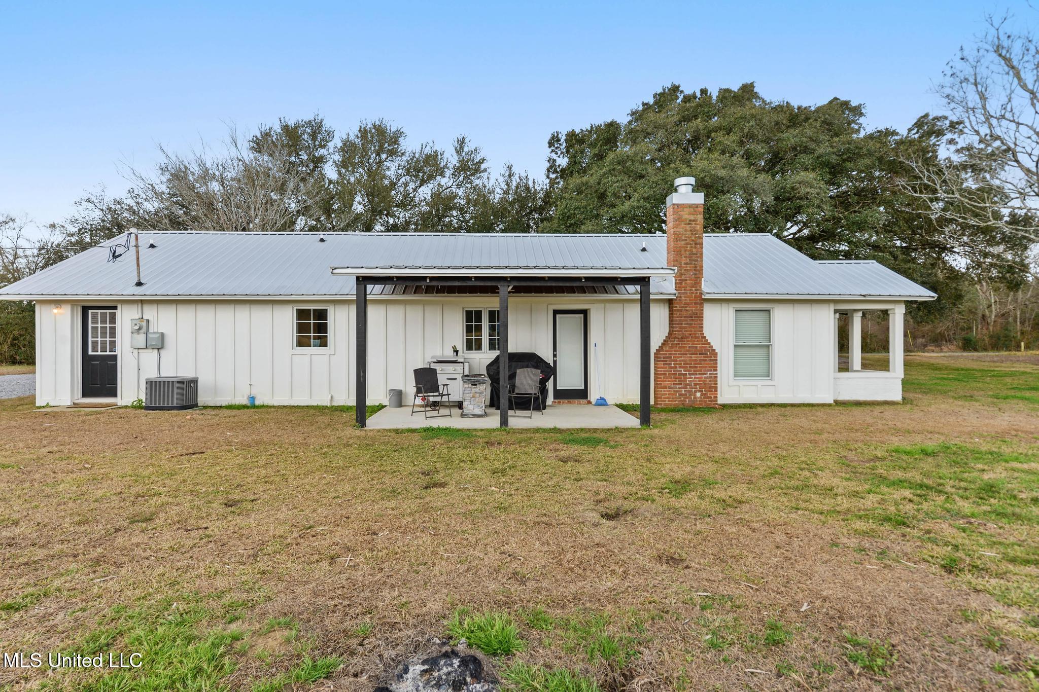 5901 Lum Reeves Road Lucedale, MS 39452 - Photo 17 of 25 IMG_6249